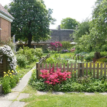 Bed&kitchen I Bed & Breakfast Højer